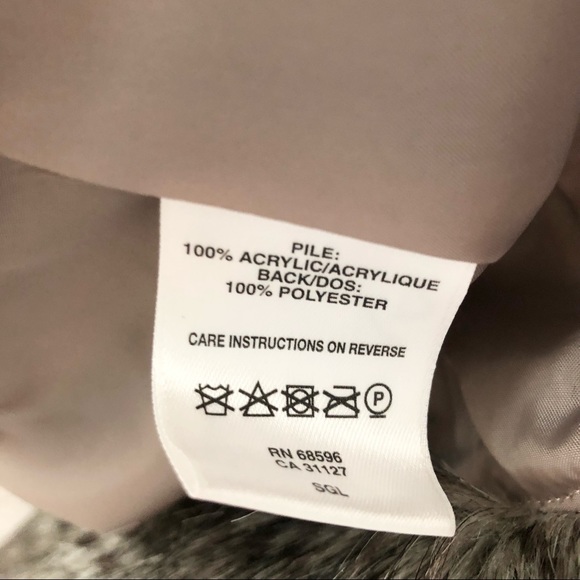 DKNYC faux fur vest - Picture 6 of 6